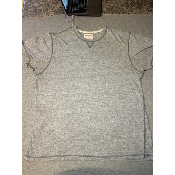 Hudson & Barrow NYC Tops - HUDSON & BARROW NYC Menswear Inspired Grey V Neck T Shirt 2XL